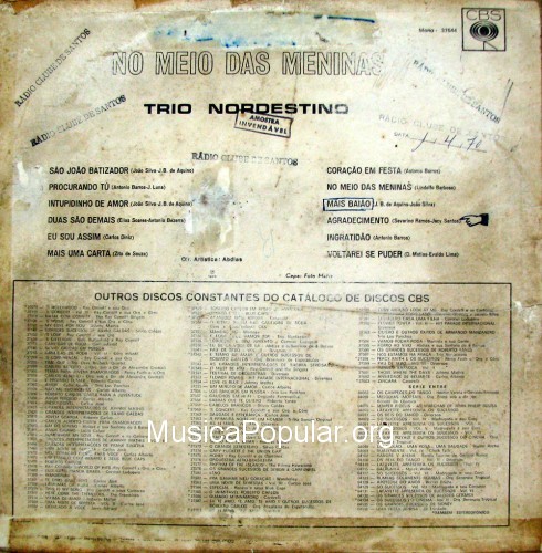 trio-nordestino-1970-no-meio-das-meninas-verso